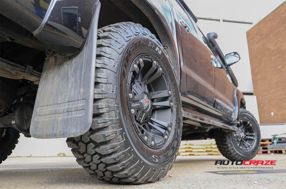 TOYOTA HILUX 4WD MONSTER XD 2 MATTE BLACK